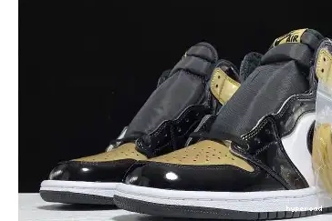 Hyperoad 1 JORDAN METALLIC GOLD AIR 0615